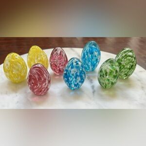 8 pcs Vintage Handblown Art Glass Speckled Glossy Eggs Paperweight Easter Decor